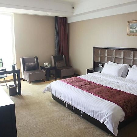 Weishi International Hotel Csingcsou Kültér fotó