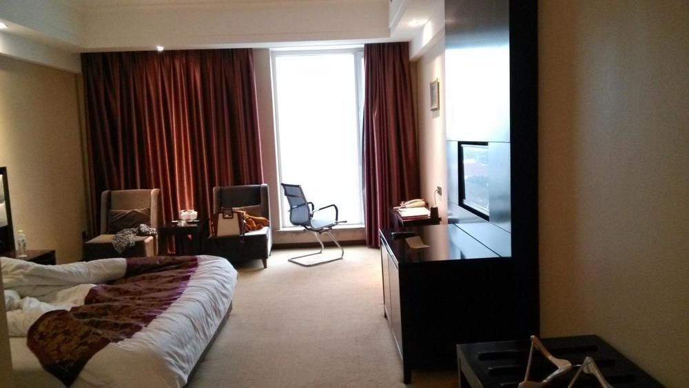 Weishi International Hotel Csingcsou Kültér fotó